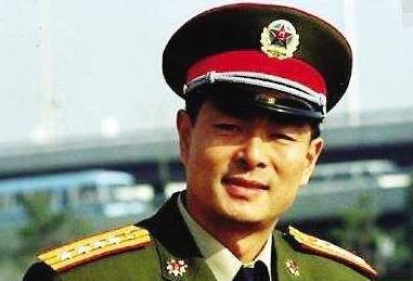 濮存昕年轻时照片,从青涩少年到演技派巨星