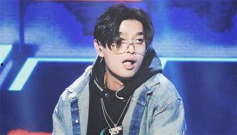 威力斯个人资料,传奇人物背后的辉煌人生